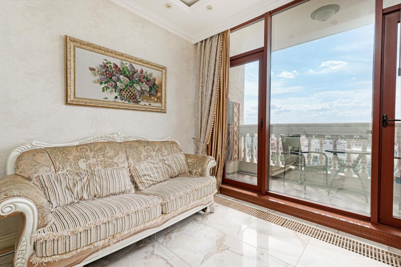 أوديسا Greek Street Deluxe Apartment المظهر الخارجي الصورة