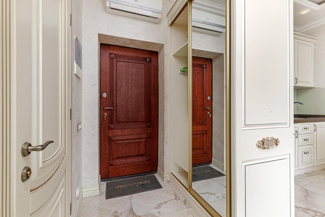 أوديسا Greek Street Deluxe Apartment المظهر الخارجي الصورة